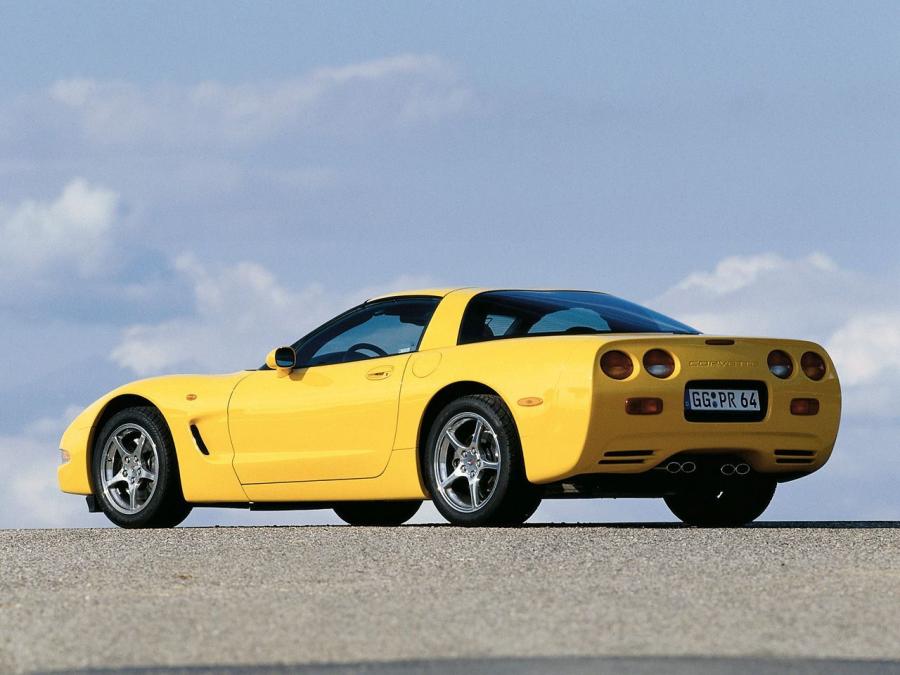 Chevrolet Corvette Coupe 1997 года  (EU) (фото 11 из 22)